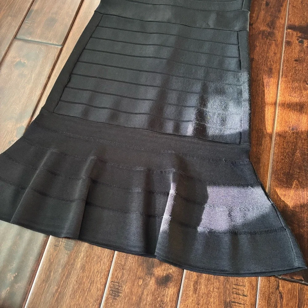 NWT French Connection Black Off-Shoulder Bodycon Dress - Picture 4 of 7
